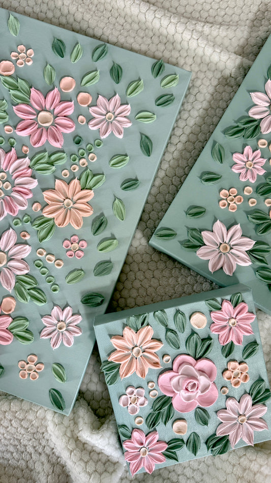 Gentle Rose - Gentle Sage ( 40 x 50 x 3.5 cm)