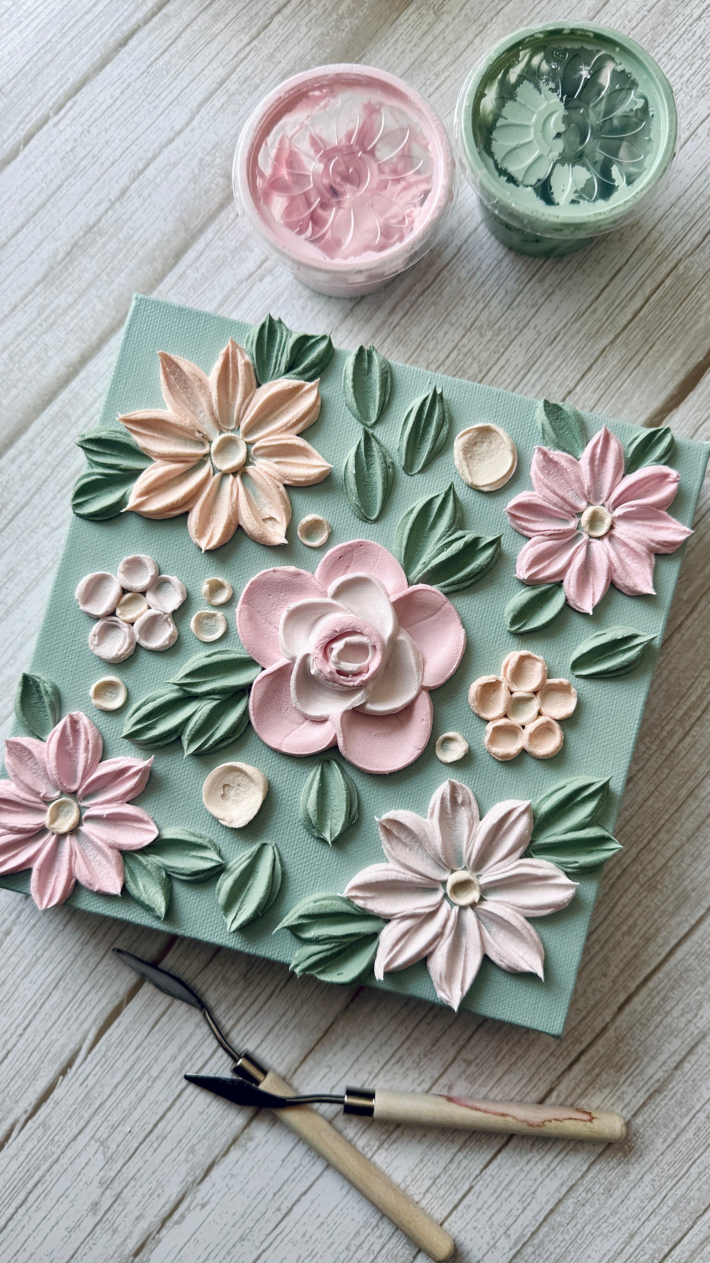 Soft Rose - Gentle Sage (20 x 20 x 3.5cm)