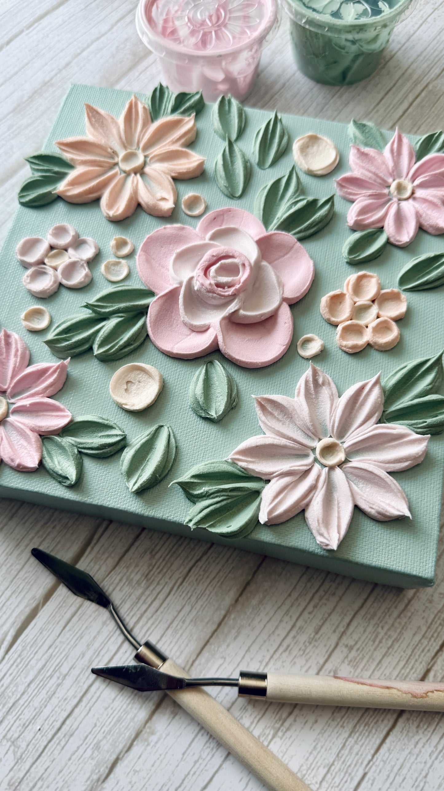 Soft Rose - Gentle Sage (20 x 20 x 3.5cm)